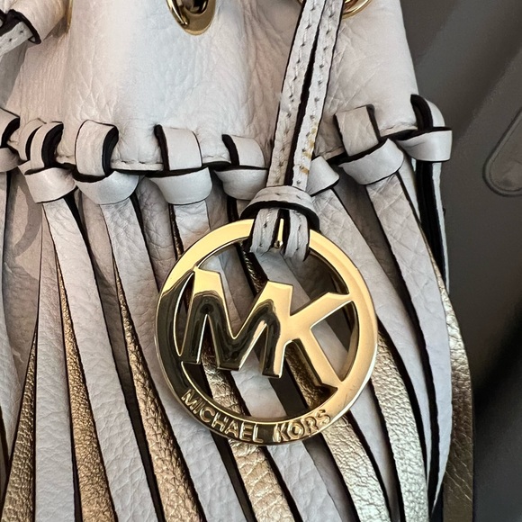 Michael Kors leather fringe bag - Picture 3 of 7